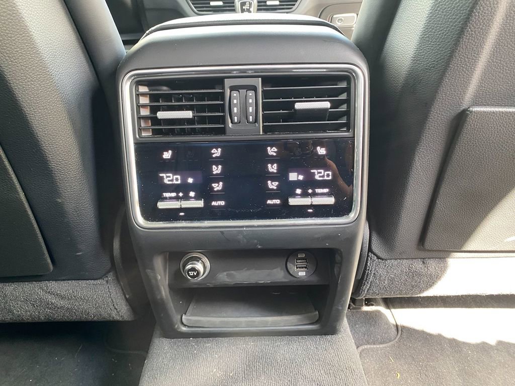 Used 2019 Porsche Cayenne image 28