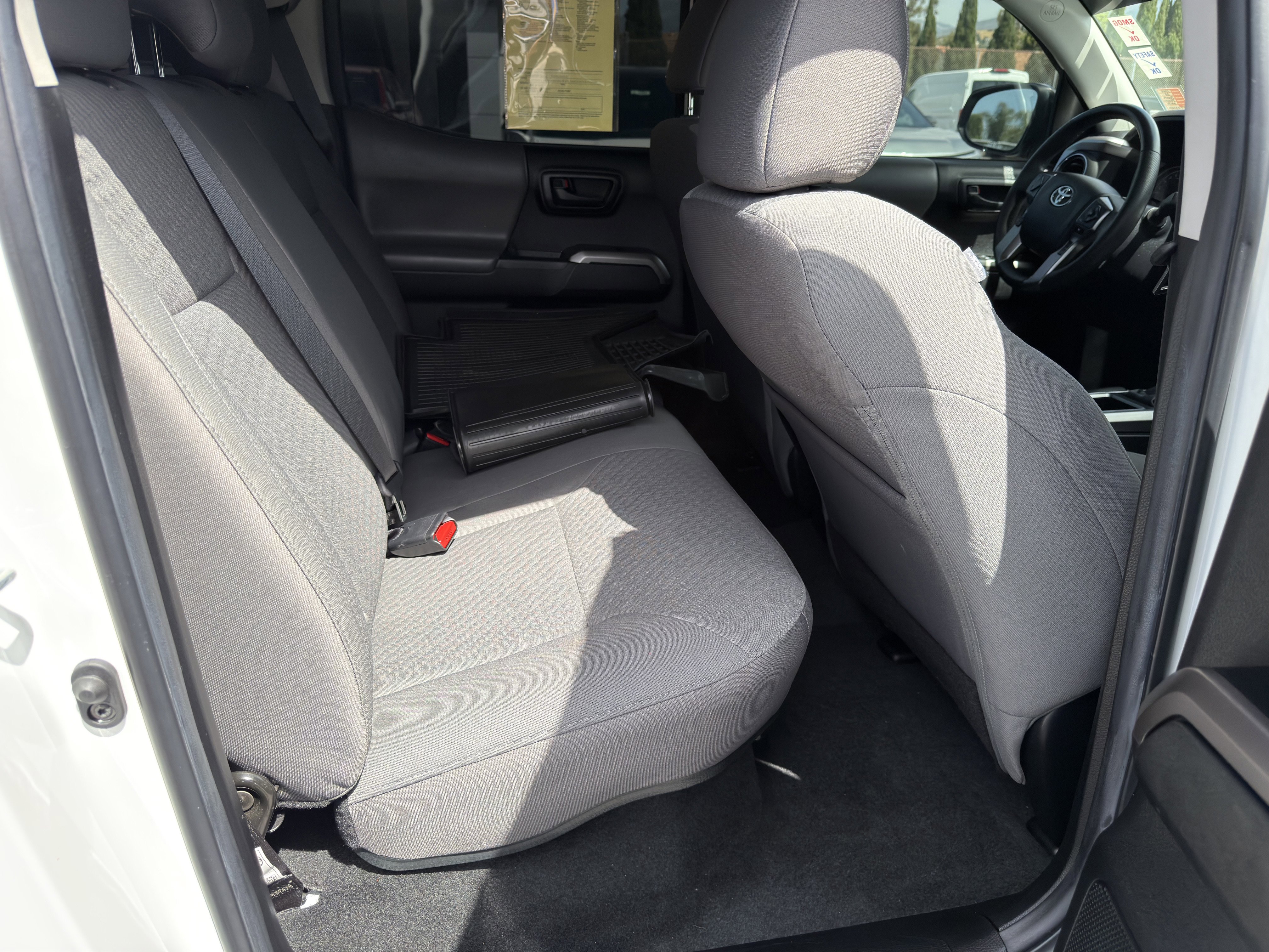 Used 2023 Toyota Tacoma SR5 RWD image 12