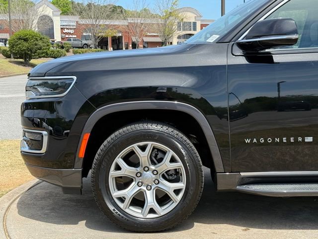 Used 2022 Jeep Wagoneer Series II AWD/4WD image 12