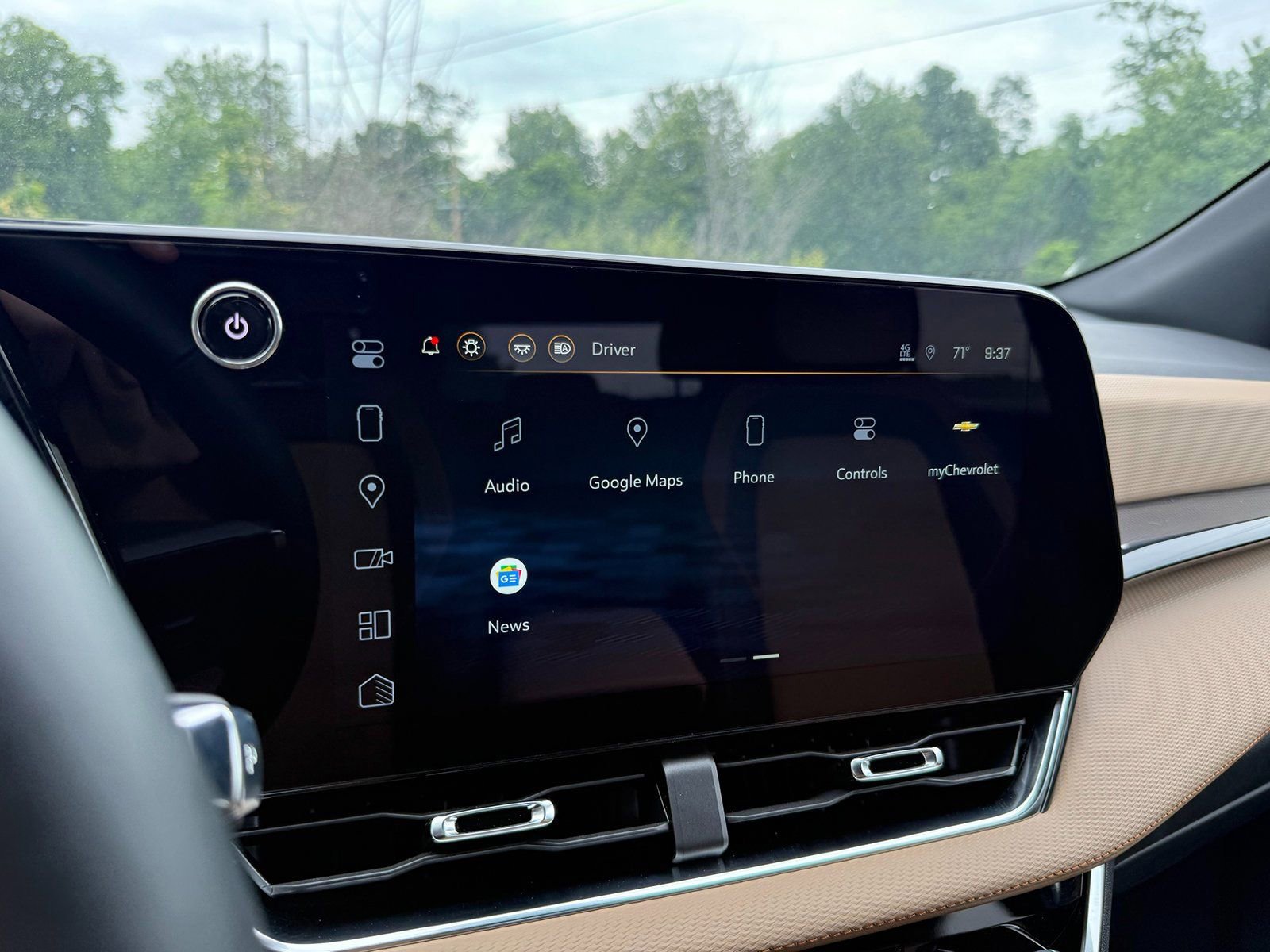 New 2025 Chevrolet Equinox ACTIV w/ Safety and Technology Package image 78