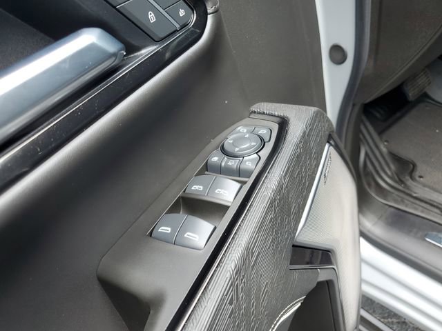 Used 2025 GMC Sierra 2500 AT4X AWD/4WD image 17