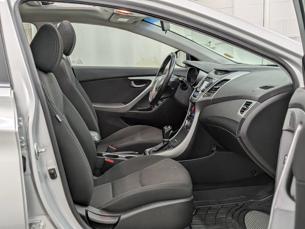Used 2016 Hyundai Elantra Value Edition FWD image 26