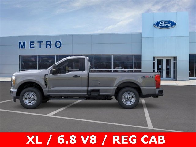 New 2026 Ford F350 XL w/ XL Chrome Package image 4