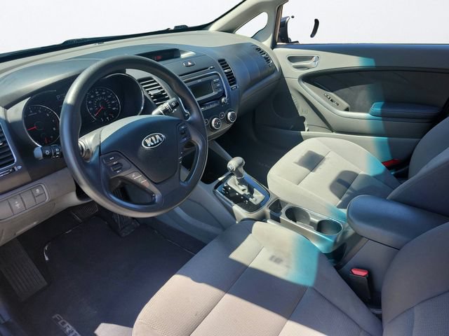 Used 2017 Kia Forte LX FWD image 11
