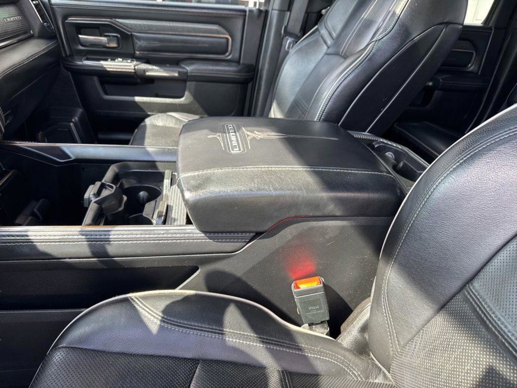 Used 2020 RAM 2500 Limited AWD/4WD image 22