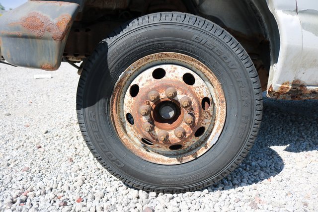 Used 2004 Ford E-350 and Econoline 350 Super Duty image 13