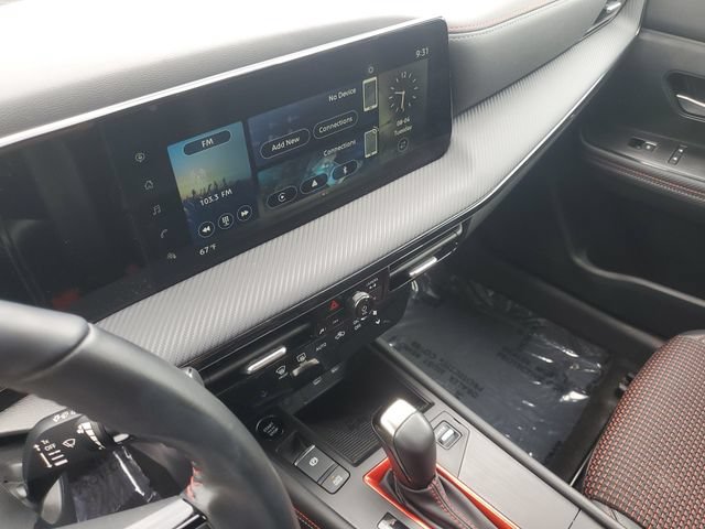 Certified 2025 Nissan Kicks SR AWD/4WD image 19