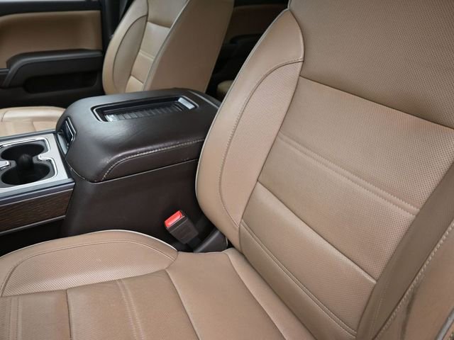 Used 2018 GMC Sierra 3500 Denali w/ Duramax Plus Package image 17