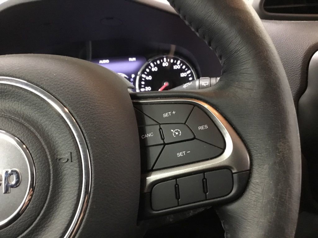 Used 2022 Jeep Renegade Latitude w/ Convenience Group image 39