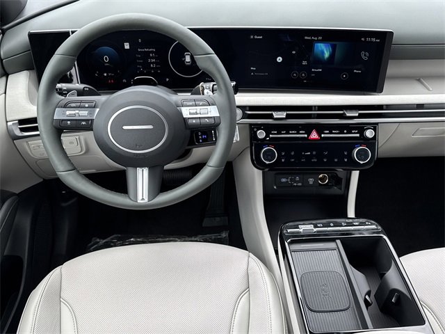 New 2025 Hyundai Tucson Limited image 16