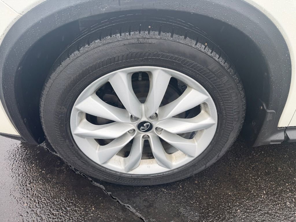 Used 2019 INFINITI QX50 Essential w/ Premium Heat Package image 12