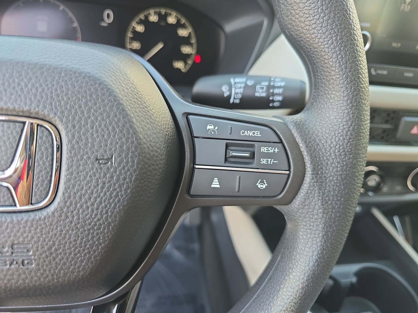 Used 2025 Honda HR-V LX image 23