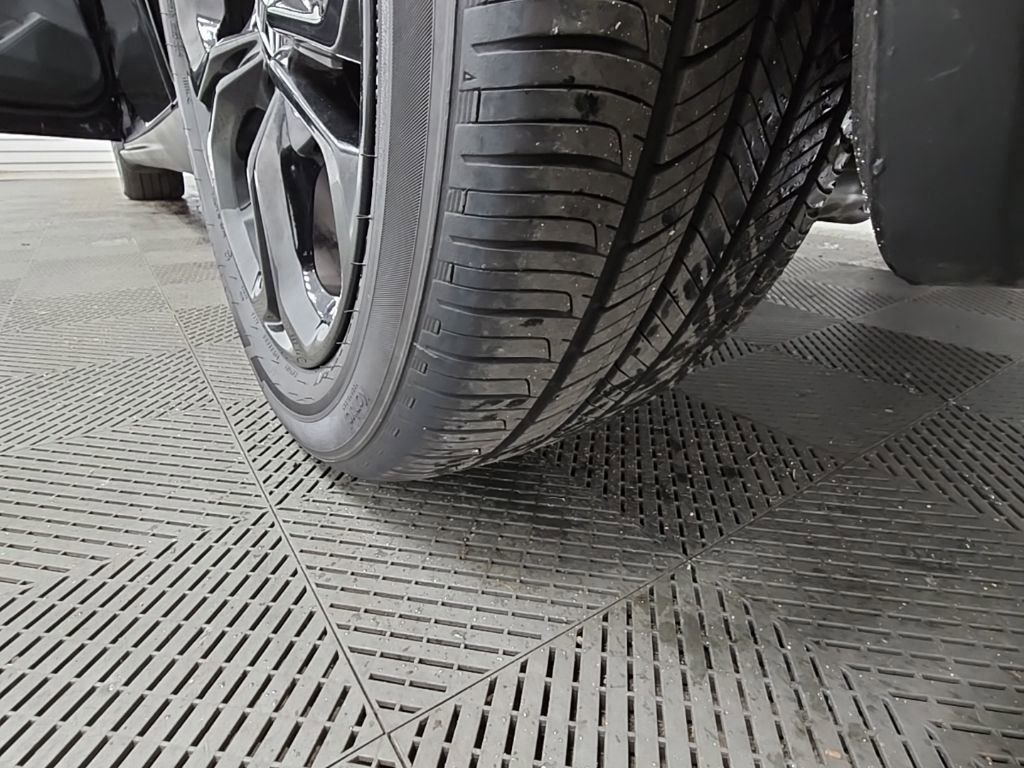 Used 2025 Honda Accord SE image 40