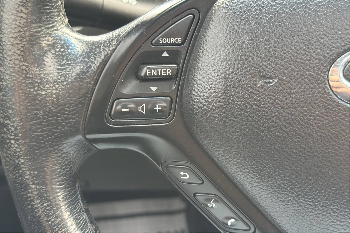 Used 2017 INFINITI QX50 AWD w/ Premium Plus Package image 34