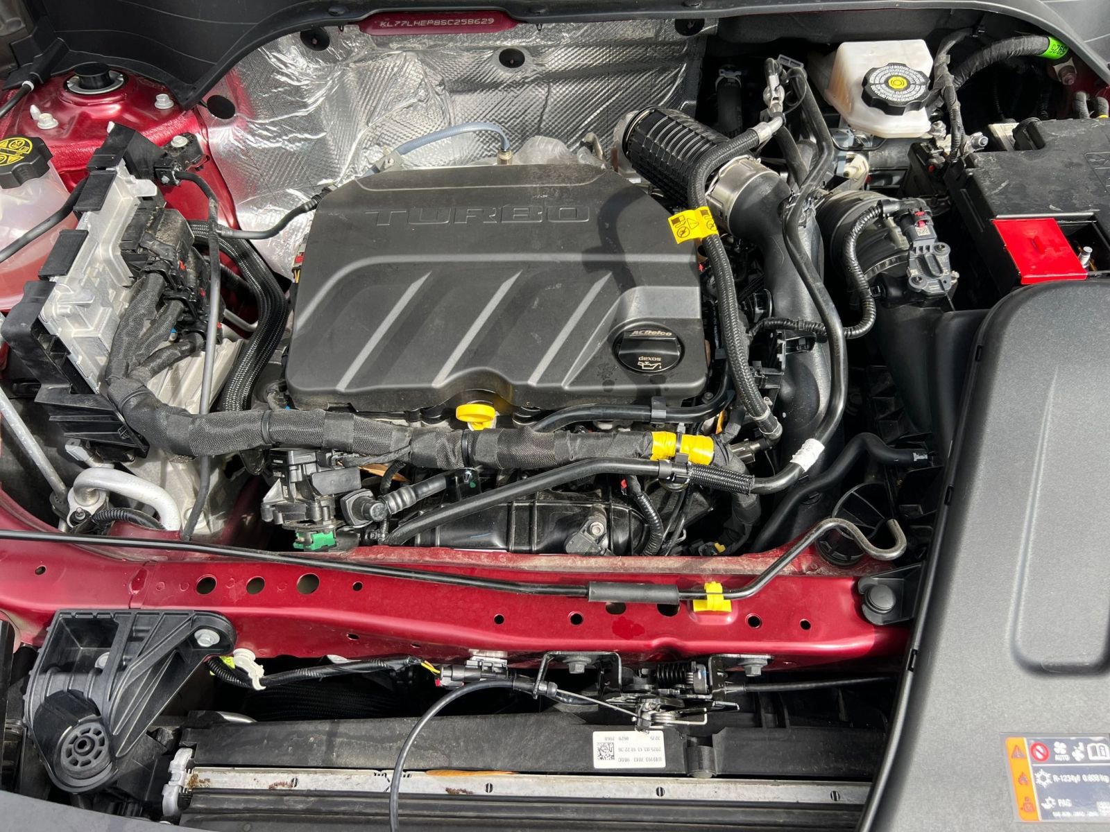 Used 2025 Chevrolet Trax LT w/ LT Convenience Package image 28