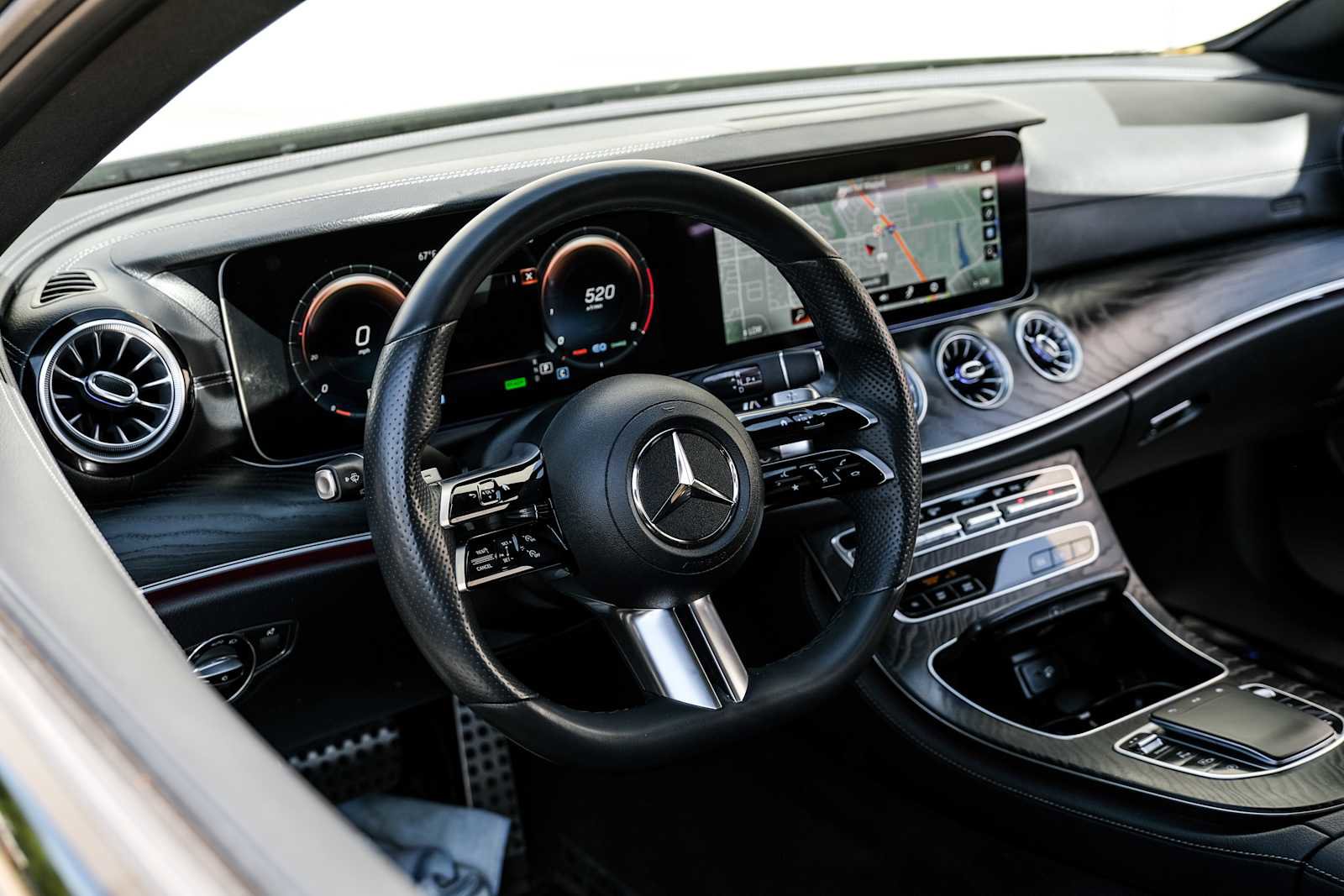 Used 2022 Mercedes-Benz E 450 Coupe image 17