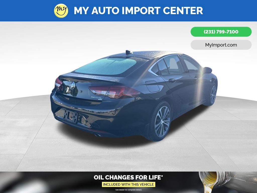 Used 2020 Buick Regal Essence AWD/4WD image 5