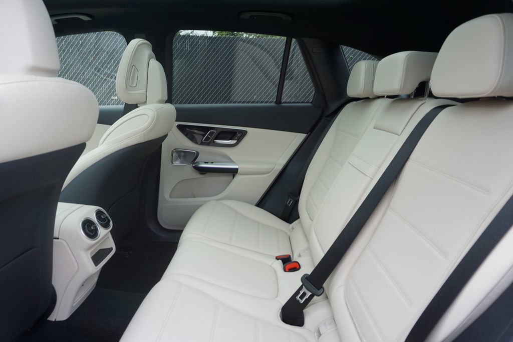 New 2026 Mercedes-Benz GLC 300 4MATIC image 46