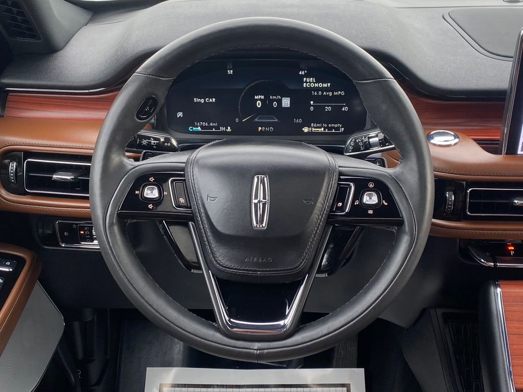 Used 2024 Lincoln Aviator Reserve w/ Equipment Group 201A image 22