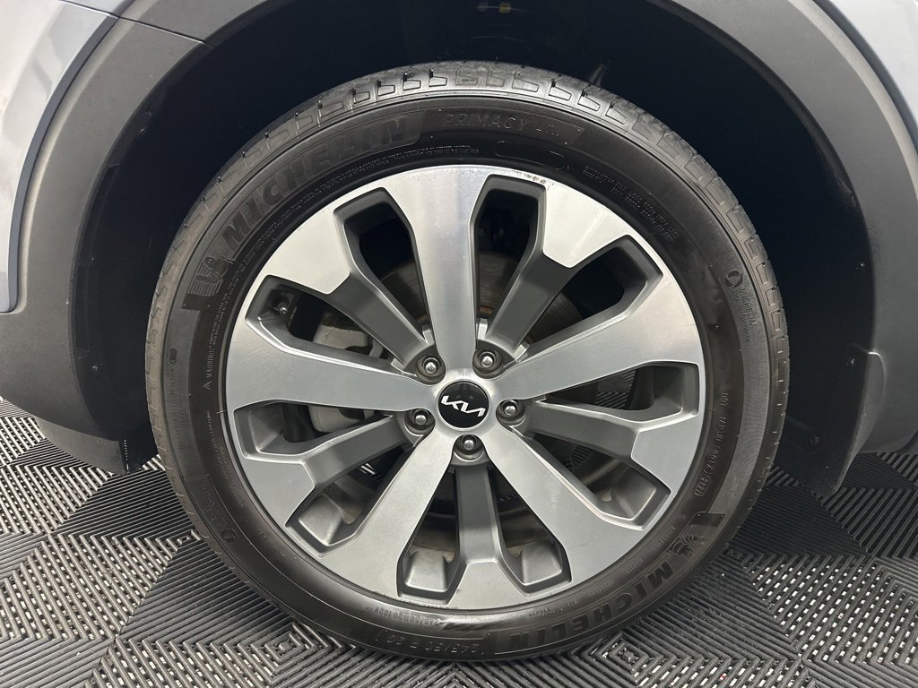 Used 2022 Kia Telluride EX w/ EX Premium Package image 38