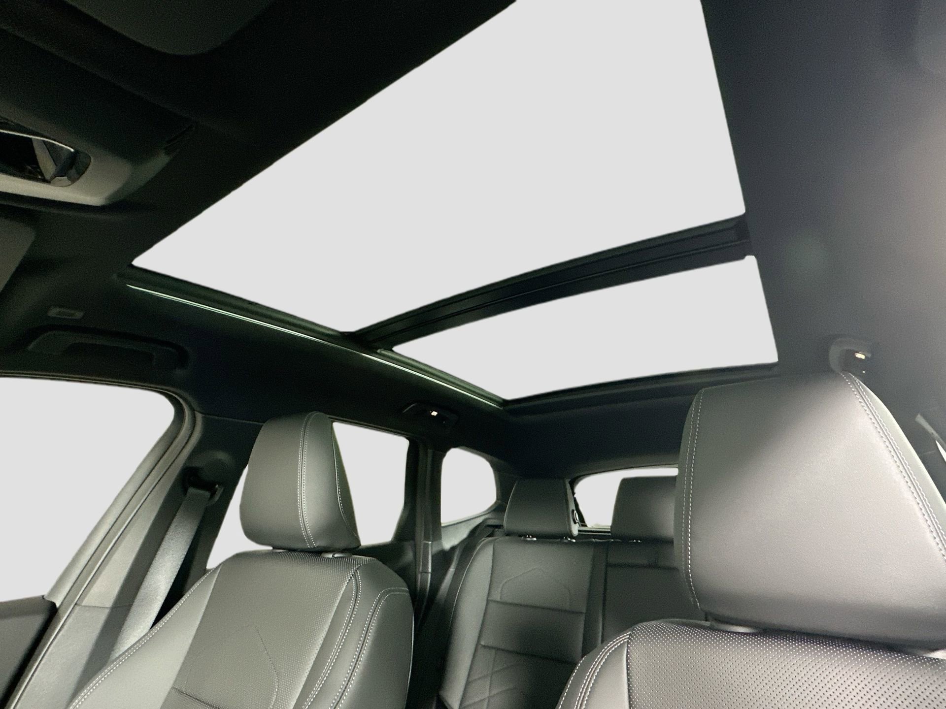 New 2026 BMW X1 xDrive28i w/ Technology Package image 21