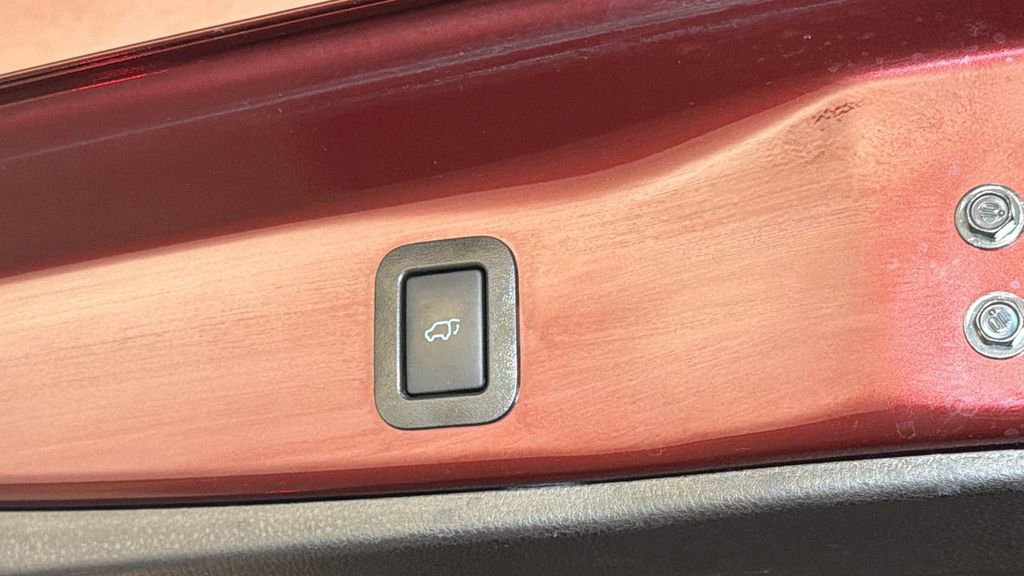 Used 2018 Toyota Highlander Limited image 15