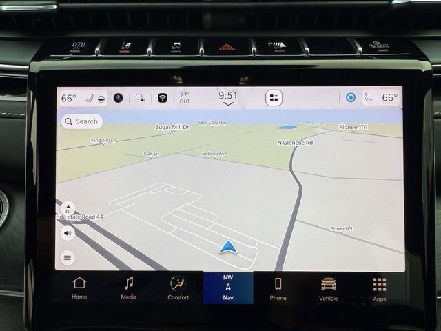 Used 2022 Jeep Grand Cherokee Overland w/ Advanced Protech Group III image 28