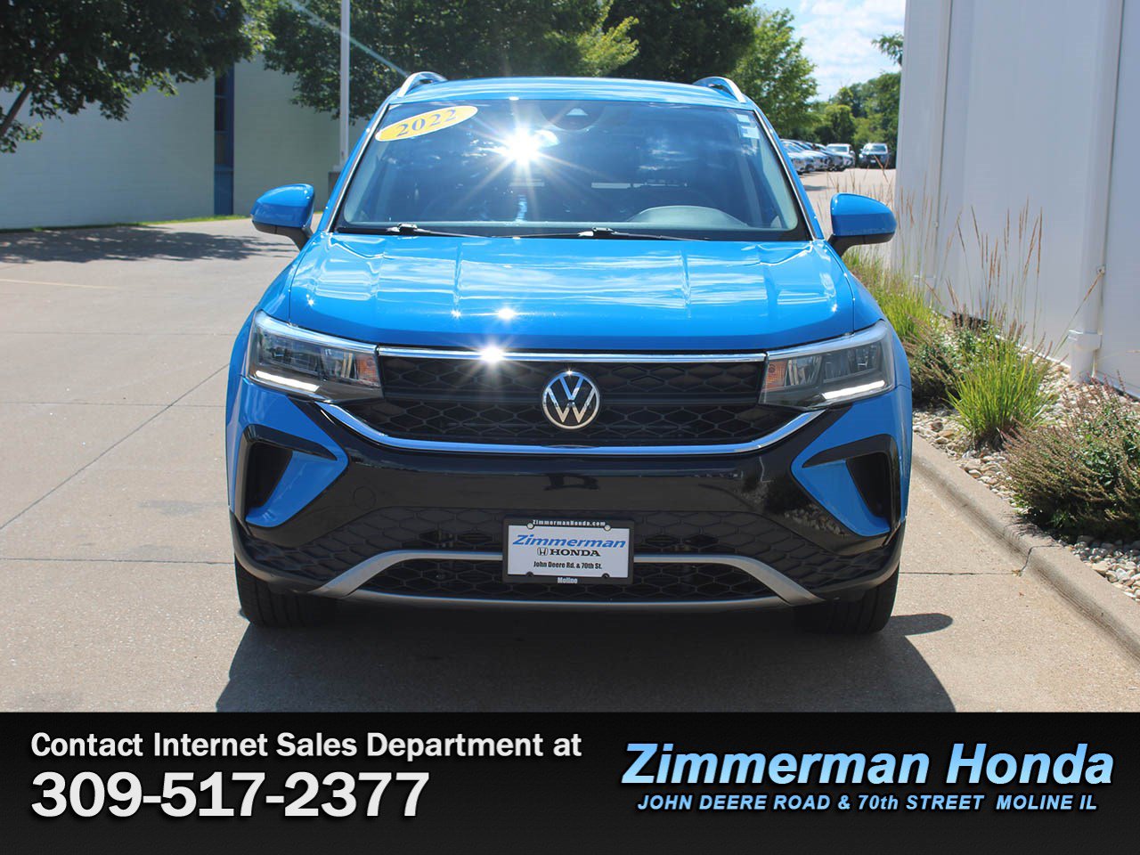Used 2022 Volkswagen Taos SE w/ IQ.Drive SE Package AWD/4WD image 4