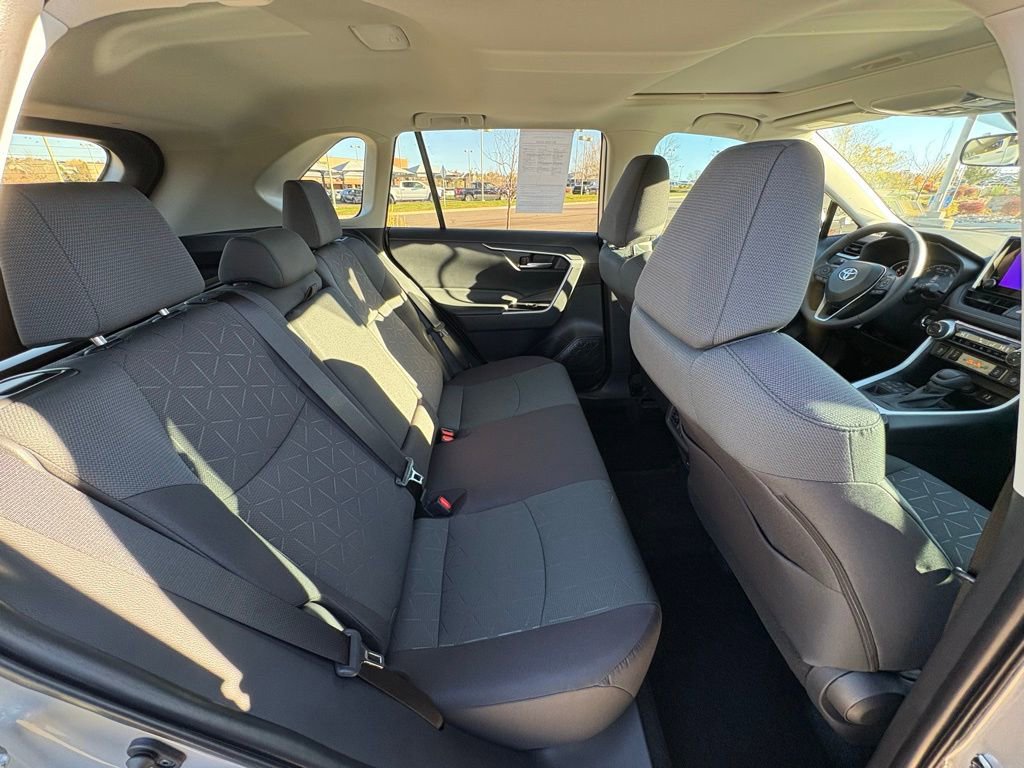 Used 2025 Toyota RAV4 XLE w/ Convenience Package image 29