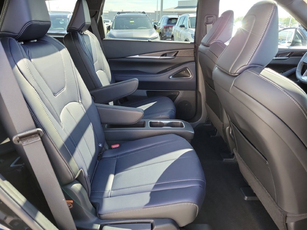 Certified 2026 INFINITI QX60 Sport w/ Dark Cargo Package AWD/4WD image 27