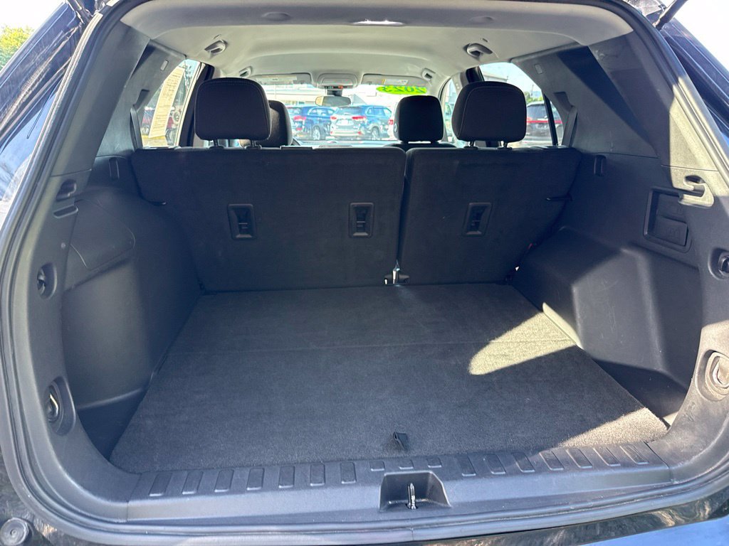 Used 2023 Chevrolet Equinox LT AWD/4WD image 7