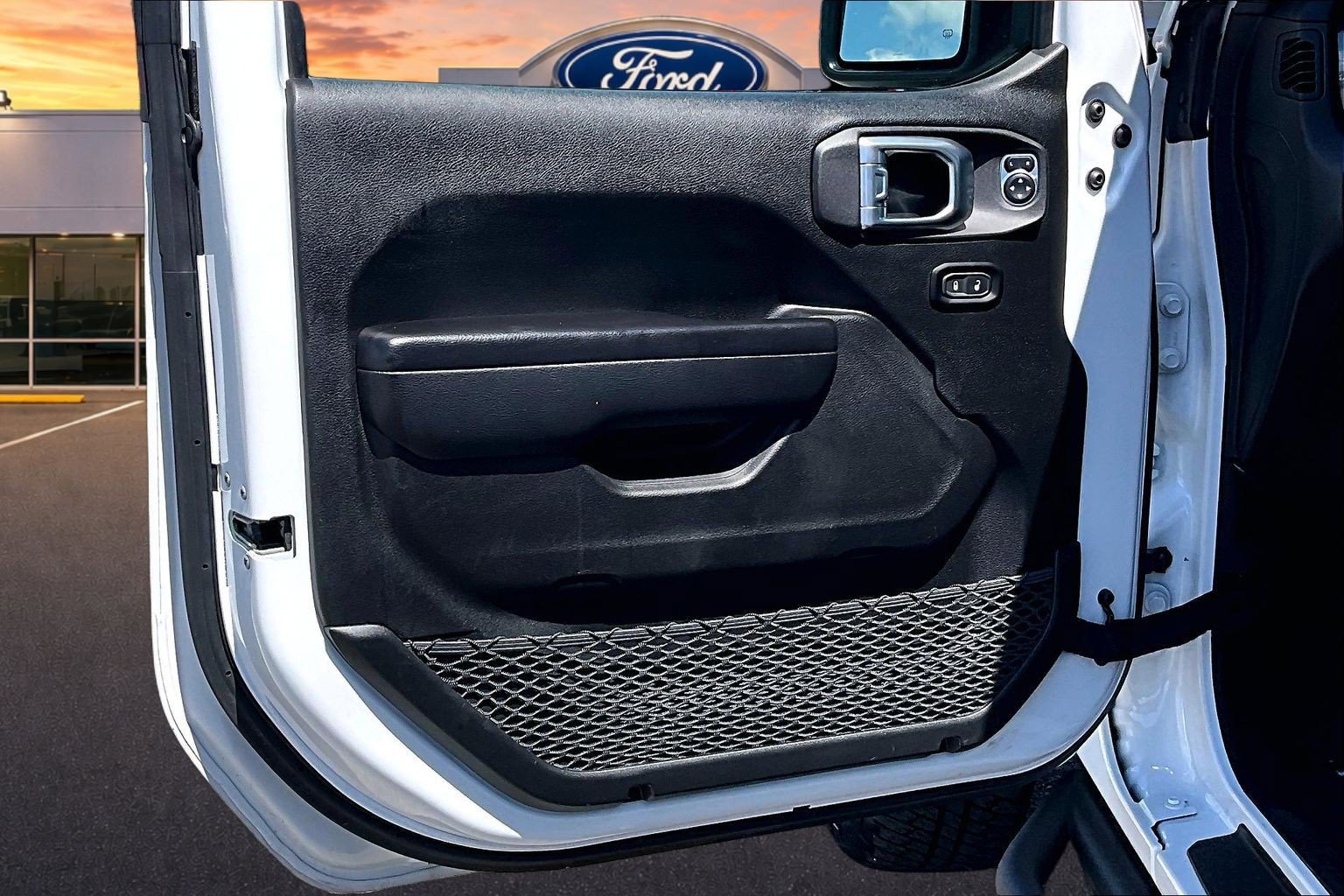 Used 2021 Jeep Wrangler Unlimited Sport AWD/4WD image 23