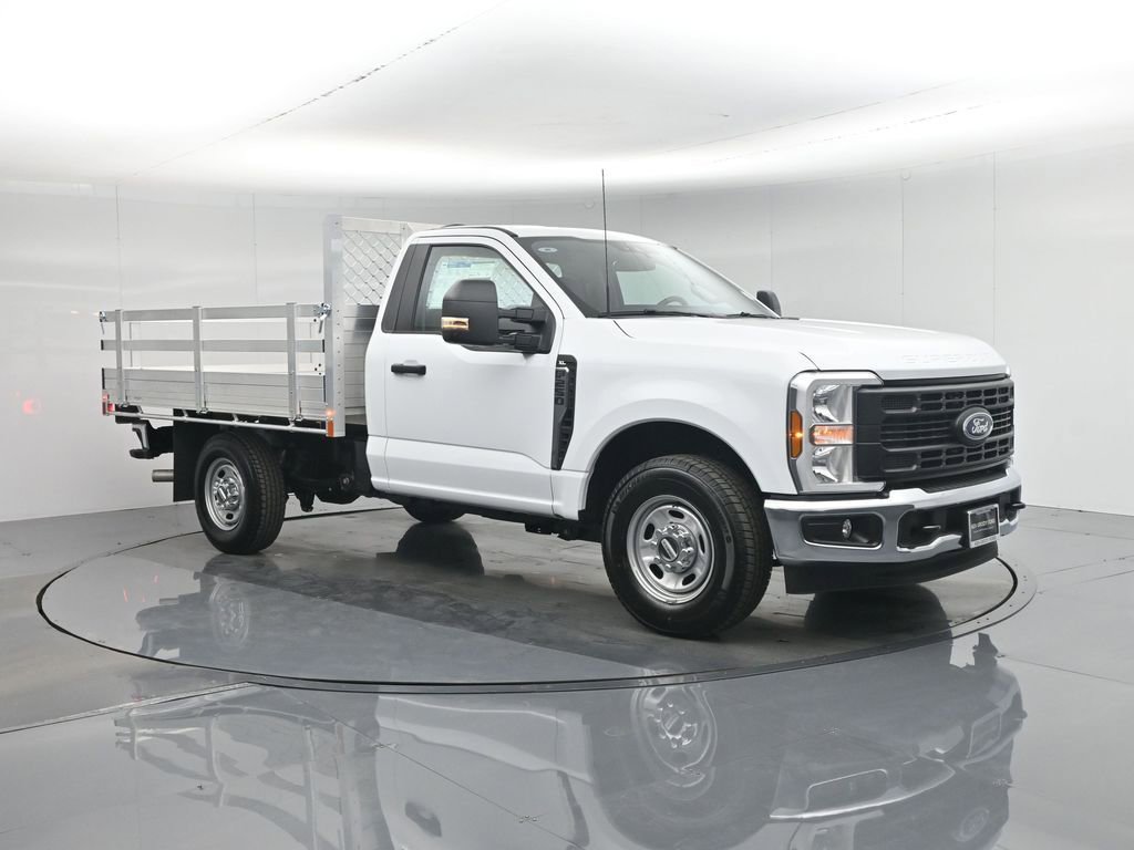 New 2026 Ford F250 XL w/ XL Chrome Package image 25