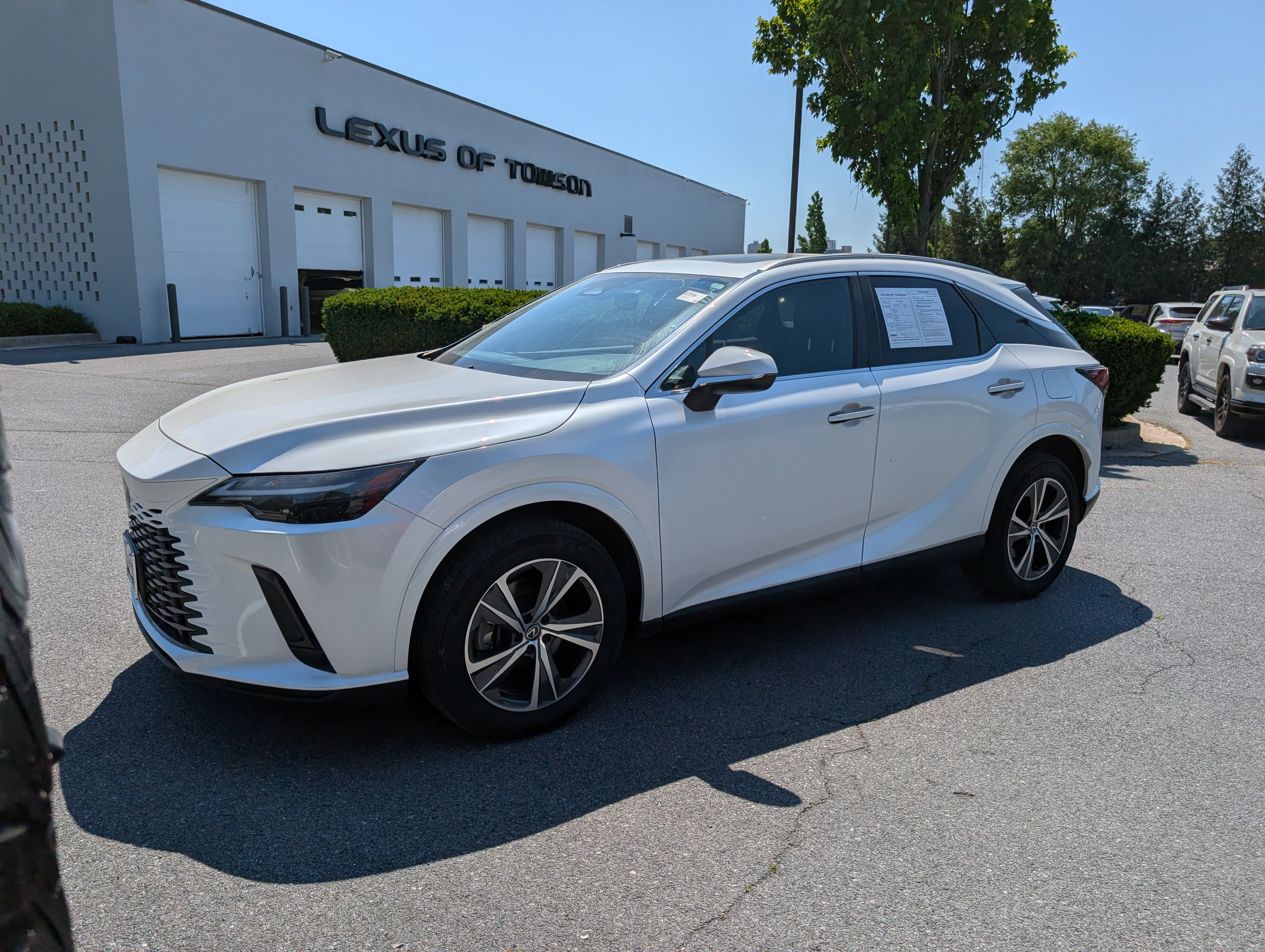 Used 2023 Lexus RX 350 Premium w/ Accessory Package (Z1) AWD/4WD image 7