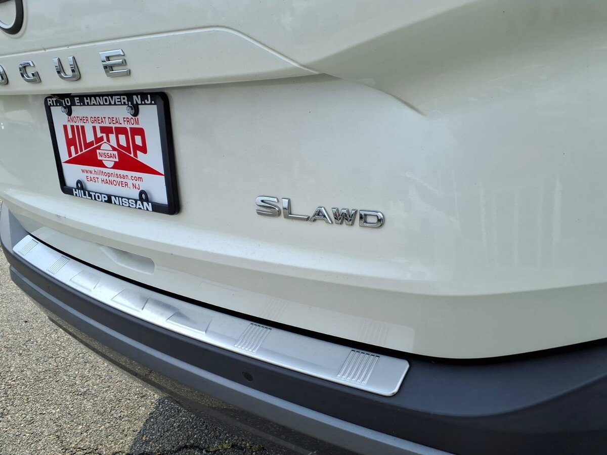 Used 2023 Nissan Rogue SL w/ SL Premium Package AWD/4WD image 14