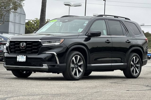 Used 2025 Honda Pilot Touring image 8