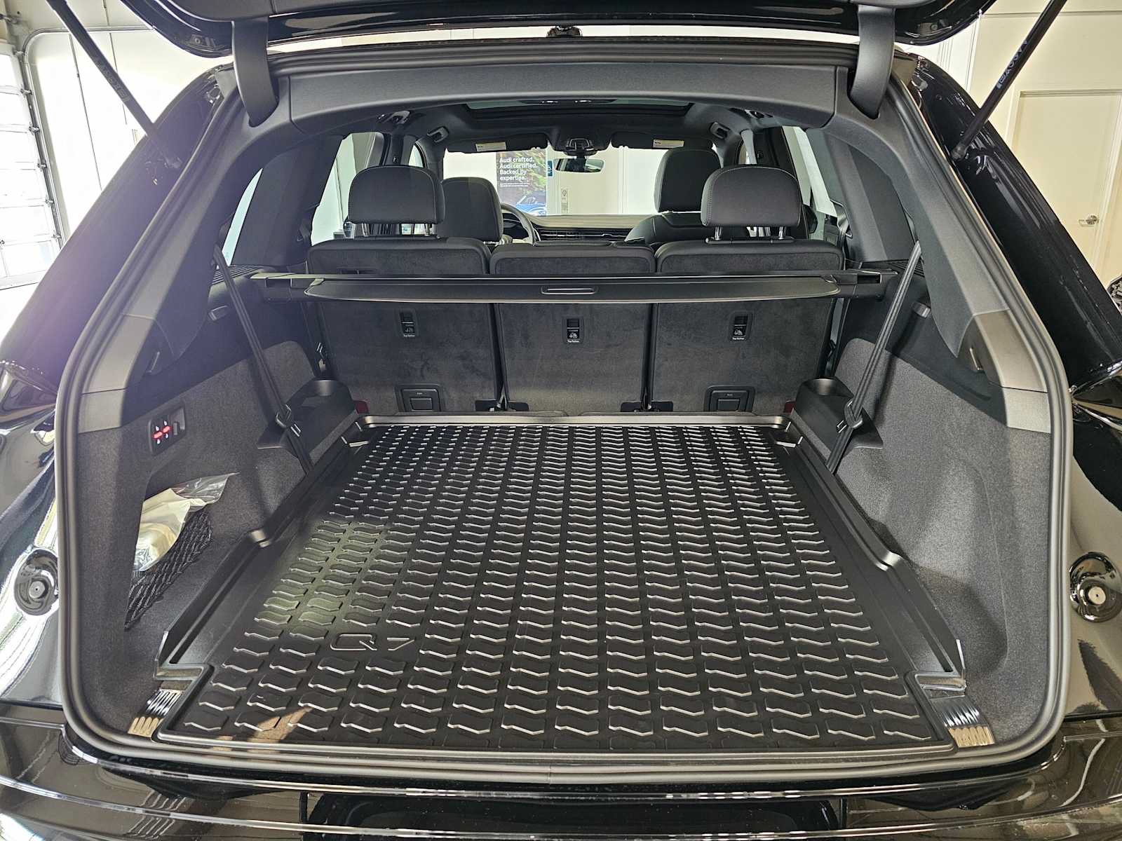 New 2026 Audi Q7 2.0T Premium AWD/4WD image 16