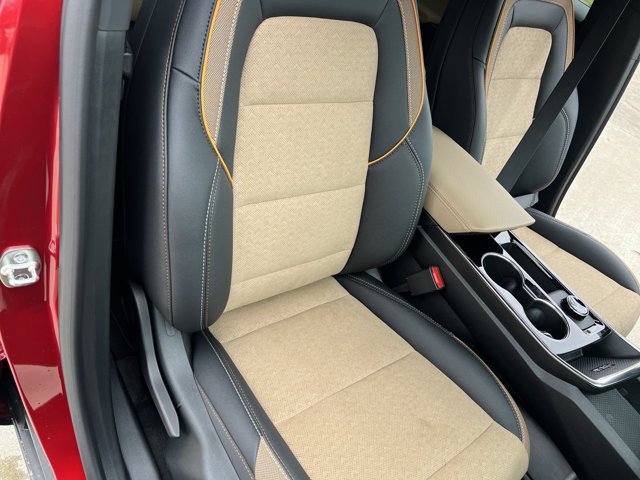 New 2026 Chevrolet Equinox ACTIV w/ Safety and Technology Package AWD/4WD image 28