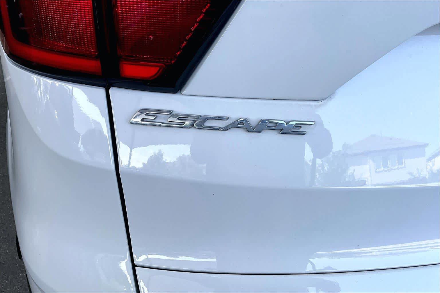 Used 2019 Ford Escape S FWD image 10