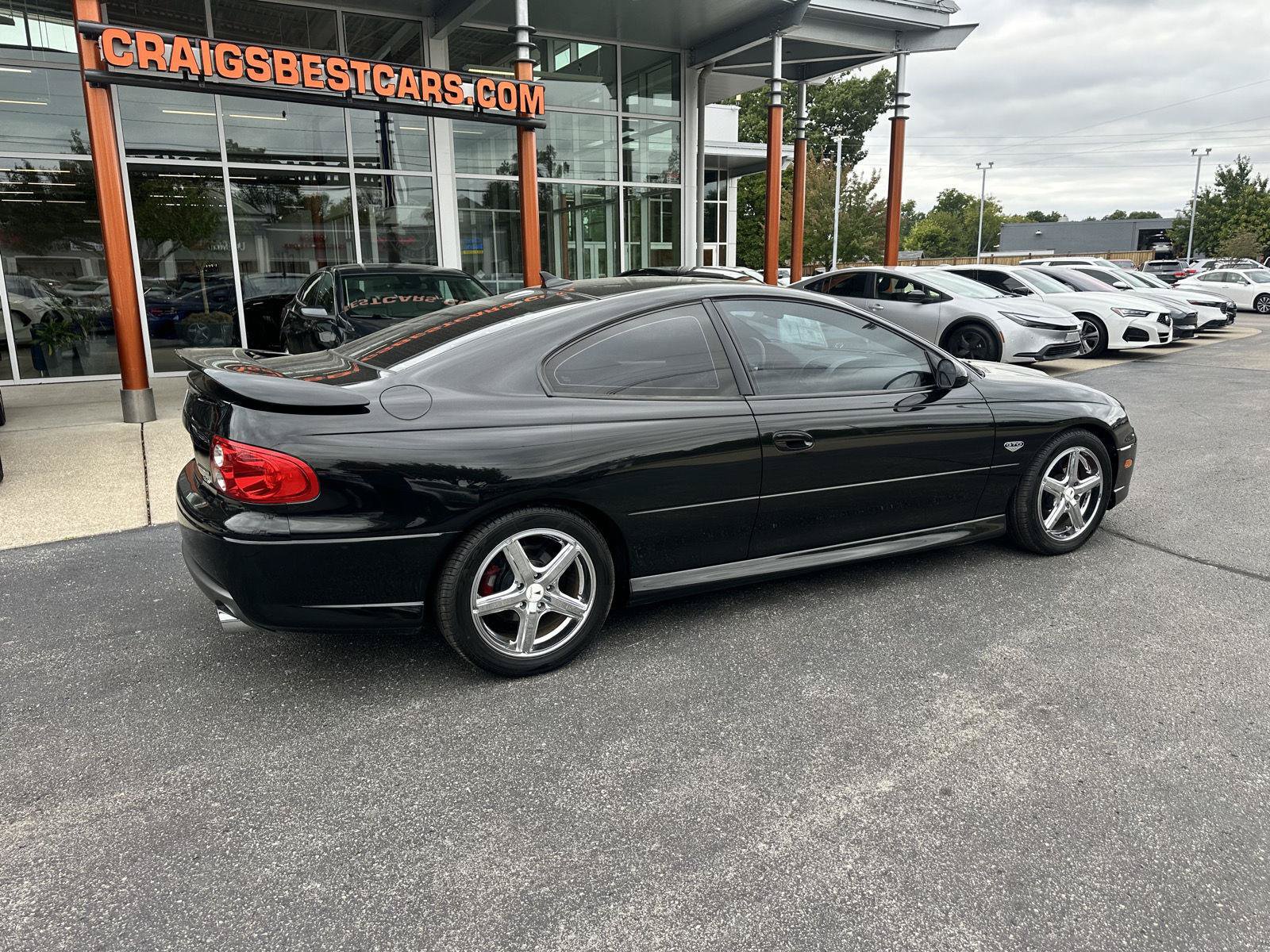 Used 2005 Pontiac GTO RWD image 2