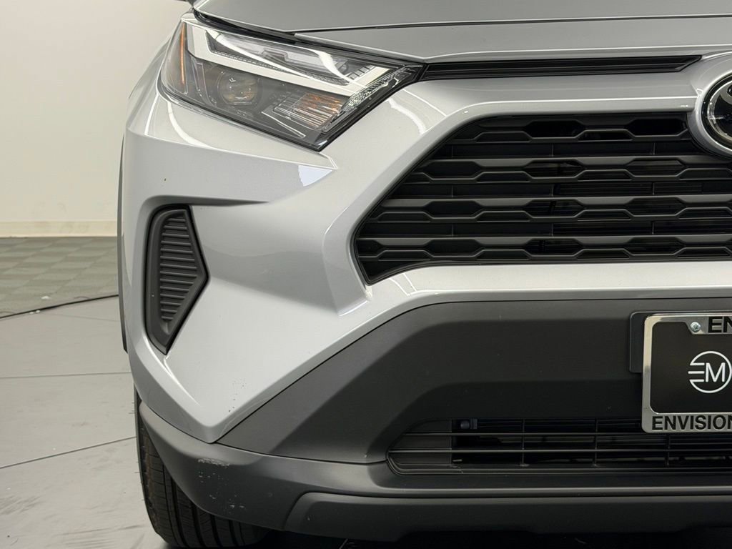 Certified 2025 Toyota RAV4 LE FWD image 9
