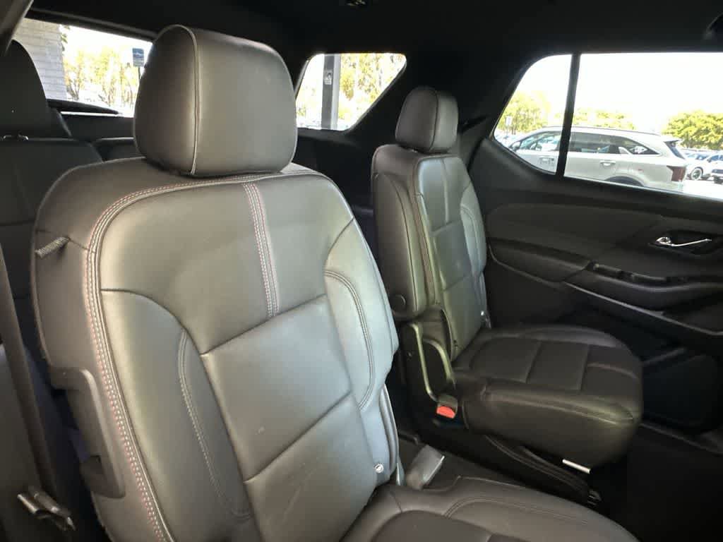 Used 2023 Chevrolet Traverse RS FWD image 26