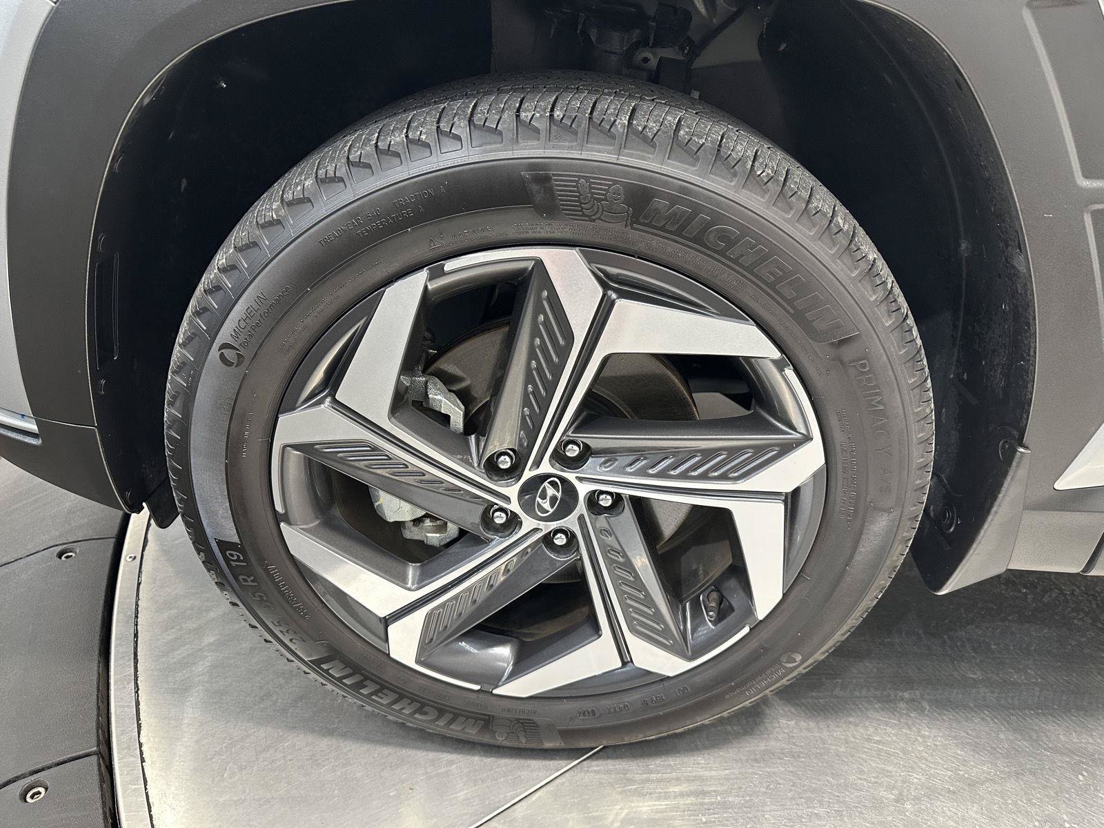 Certified 2024 Hyundai Tucson SEL w/ Convenience Package AWD/4WD image 9