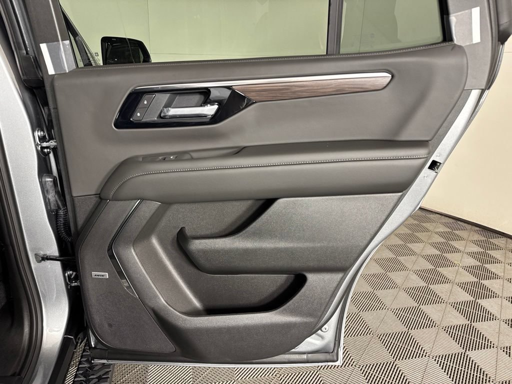 New 2026 Chevrolet Tahoe Z71 w/ Z71 Off-Road Package AWD/4WD image 37