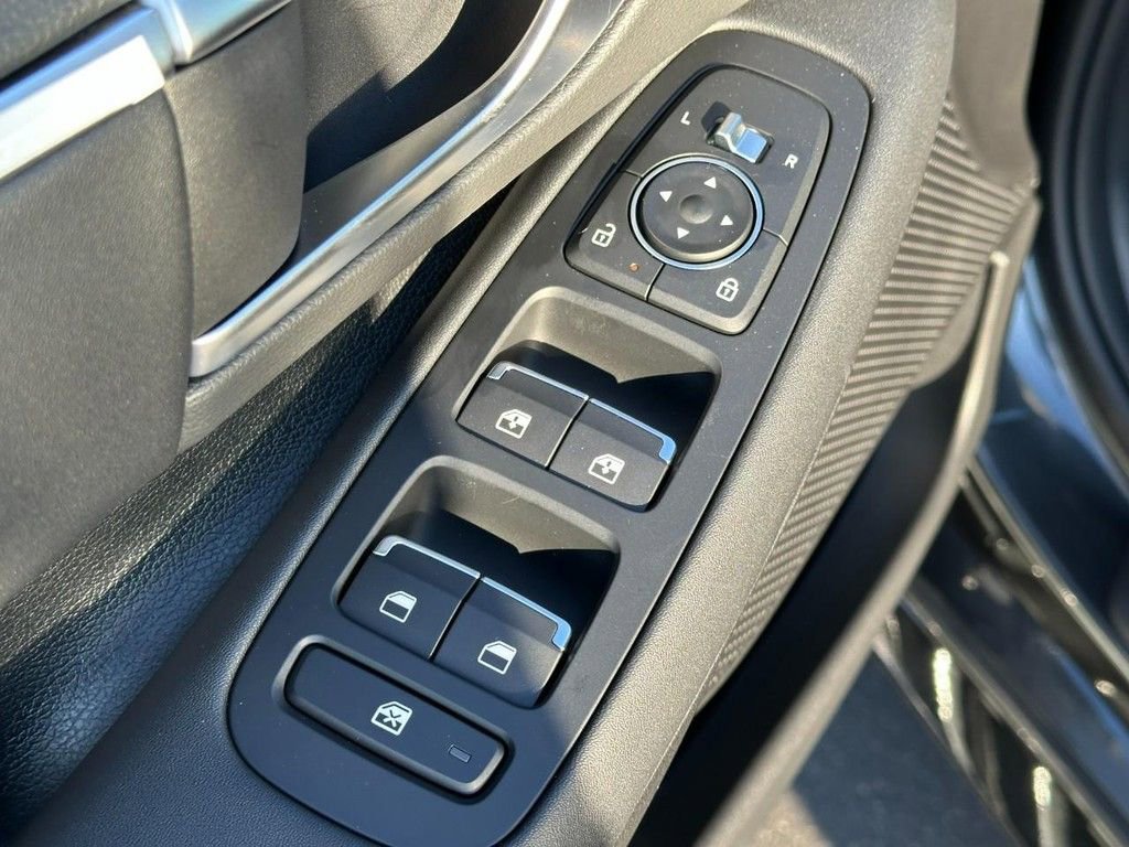 New 2026 Hyundai Sonata SEL FWD image 9