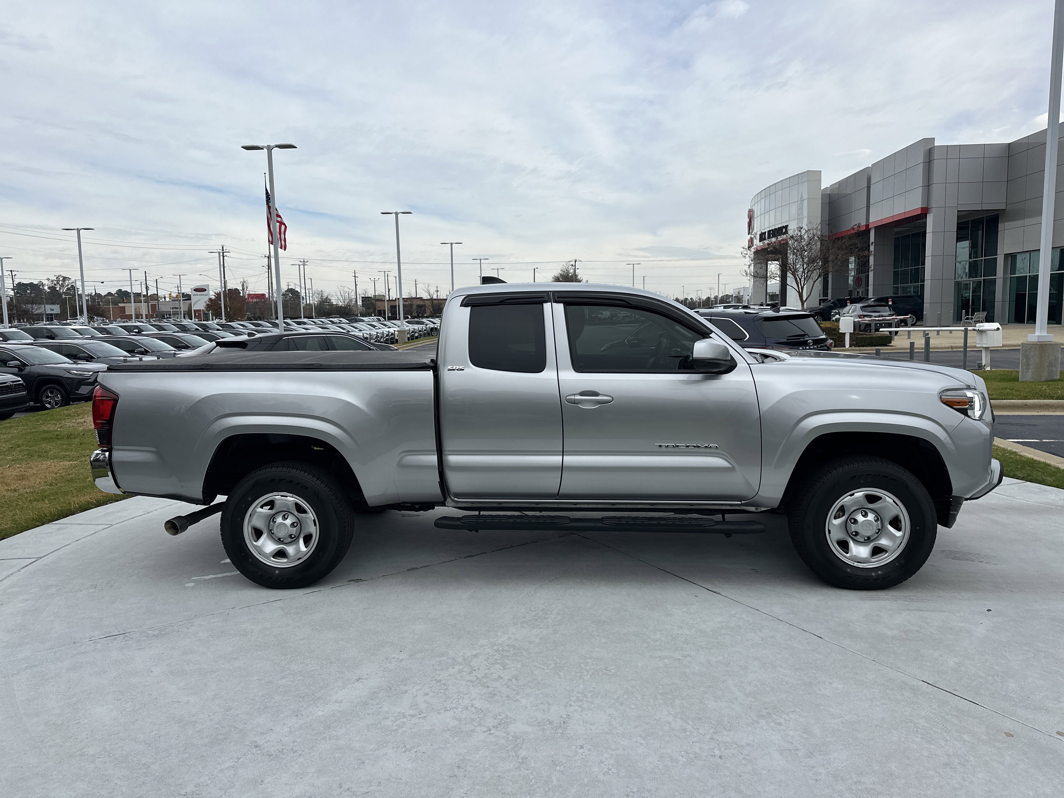 Certified 2023 Toyota Tacoma SR5 image 11