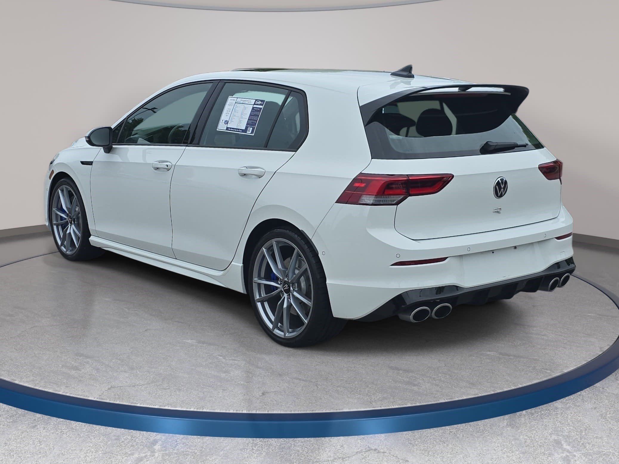 Used 2024 Volkswagen Golf R AWD/4WD image 7