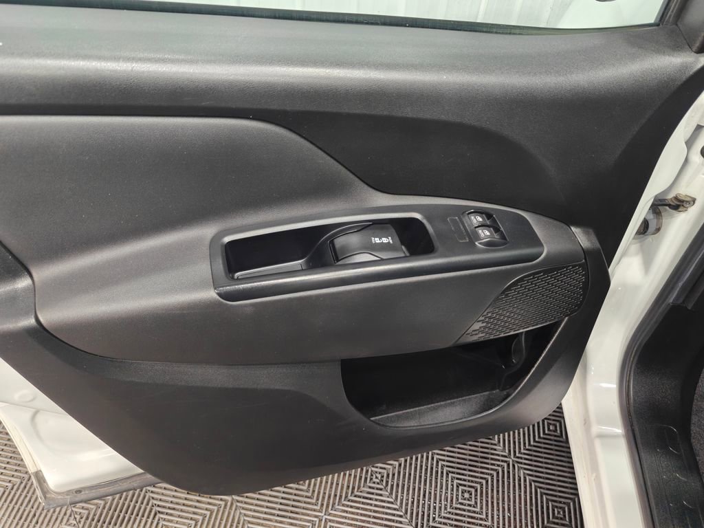 Used 2015 RAM ProMaster City Tradesman SLT w/ Rear Back-up Camera Group image 40