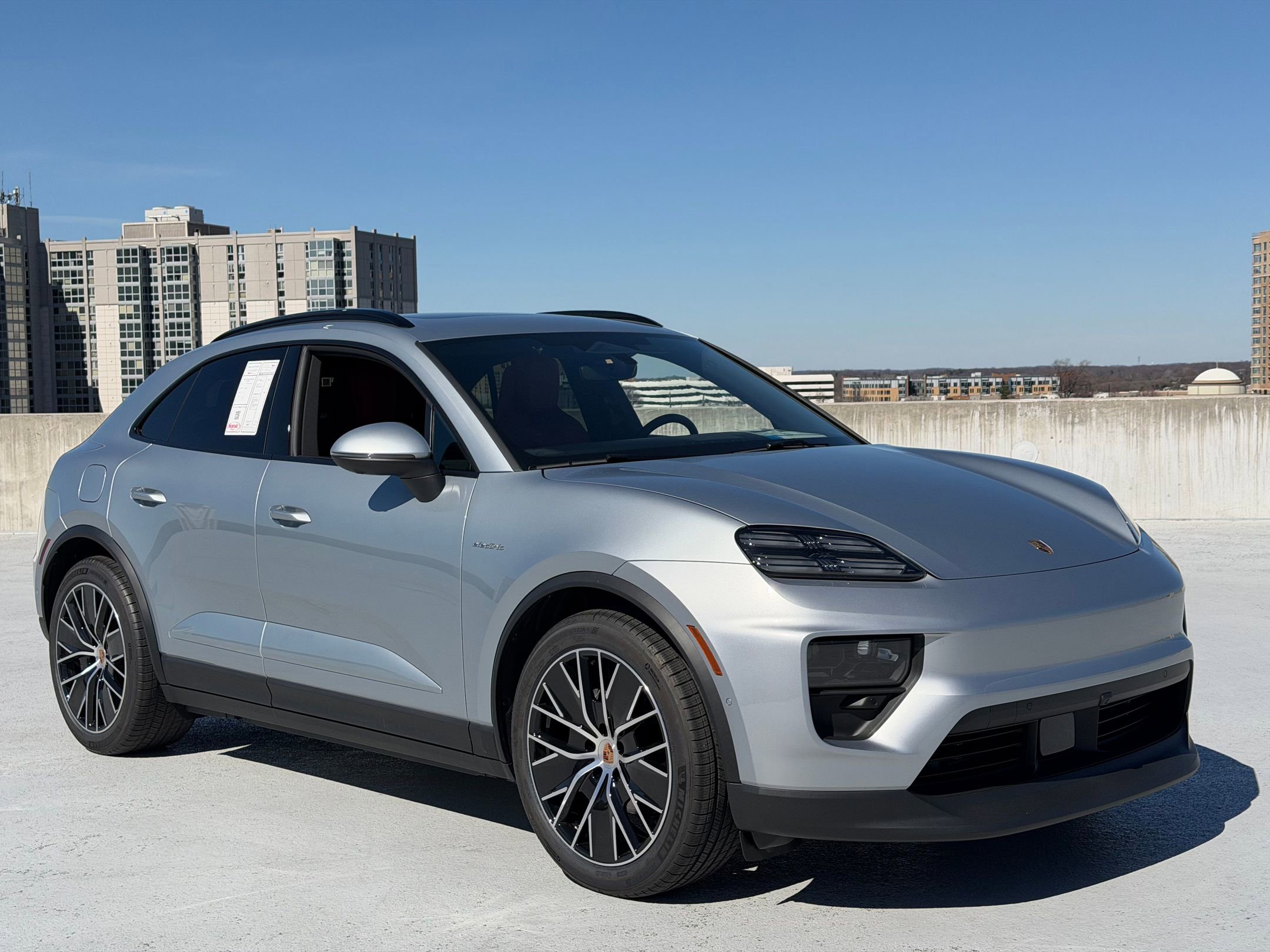 New 2026 Porsche Macan 4 Electric AWD/4WD image 9