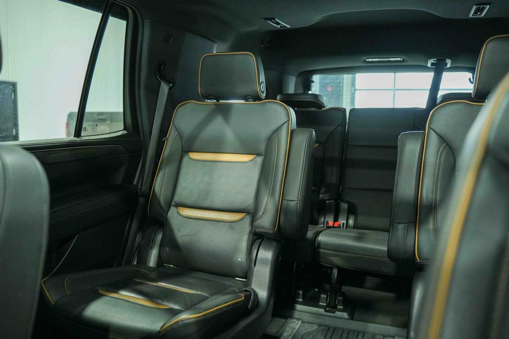 Used 2022 GMC Yukon AT4 image 35